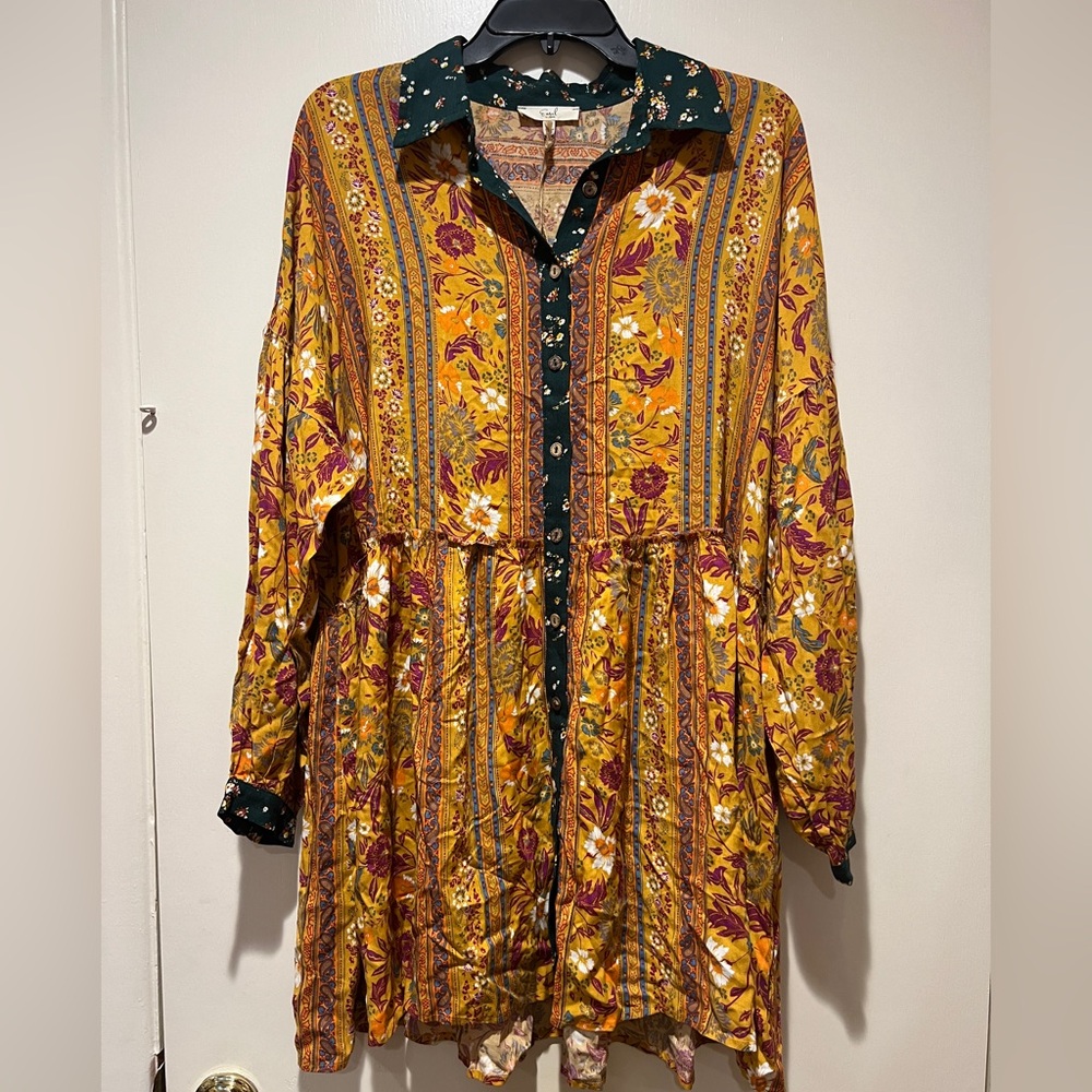 NWT Easel Los Angeles Floral Patterned Long Sleeve BOHO Dress Size Small